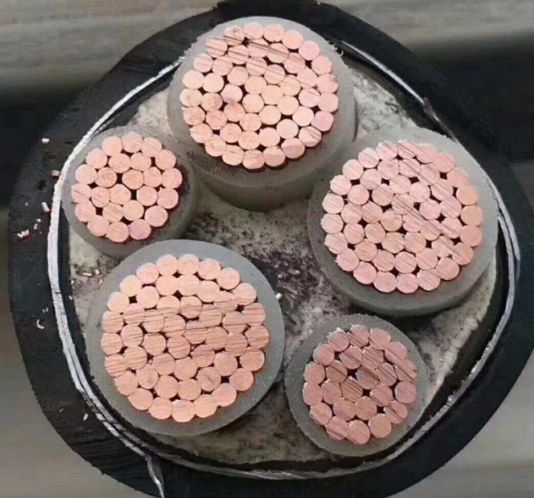 有哪些方式方法可以將廢電線電纜變廢為寶呢?.jpg 有哪些方式方法可以將廢電線電纜變廢為寶呢?.jpg