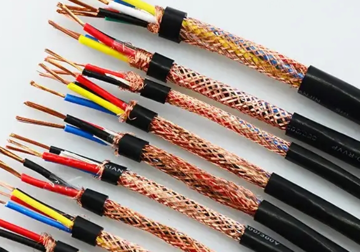 同軸電纜由里到外分為四層有什么作用.jpg 同軸電纜由里到外分為四層有什么作用.jpg